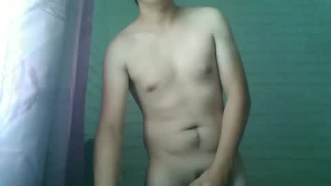 Snapshot of x_andrescam chatting on 7, 1, 2025 x_andrescam online show from 7, 1, 2025