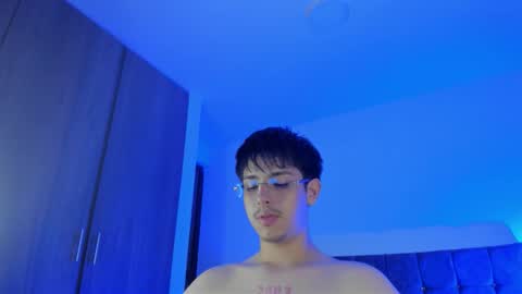 Snapshot of x_miller chatting on 30, 9, 2025 x_miller online show from 30, 9, 2025