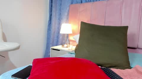 x_milu online show from 20, 1, 2025