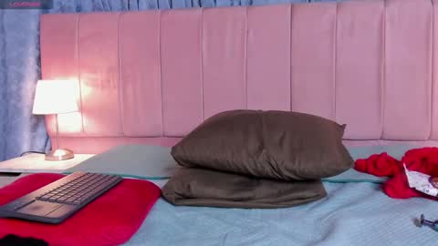 x_milu online show from 8, 2, 2025