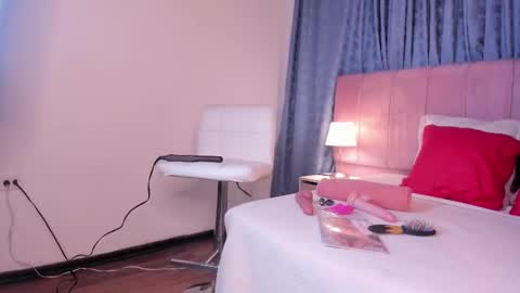 x_milu online show from 14, 2, 2025