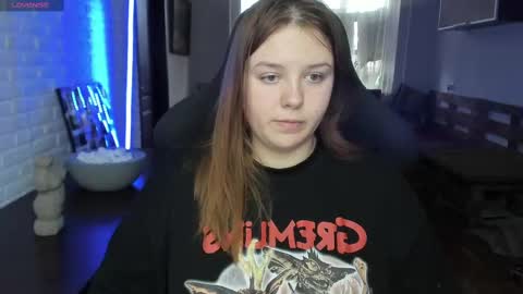 Snapshot of x_nirvana_x chatting on 2, 3, 2025 LOVE NERDS ONLY online show from 2, 3, 2025