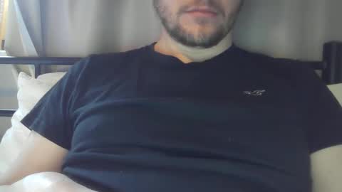 Snapshot of x_yes chatting on 28, 1, 2025 x_yes online show from 28, 1, 2025