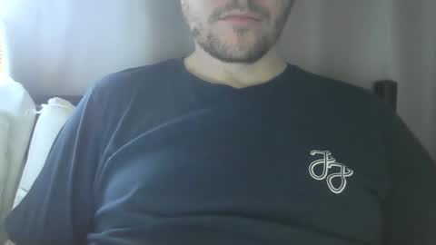 Snapshot of x_yes chatting on 28, 10, 2025 x_yes online show from 28, 10, 2025