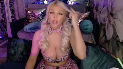 sooo hey im Sperm Mystik from Fuckistan i want you full my all holes bcs i have penis fever online show from 9, 3, 2025