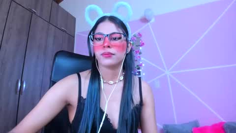 XALLYSONX online show from 4, 3, 2025