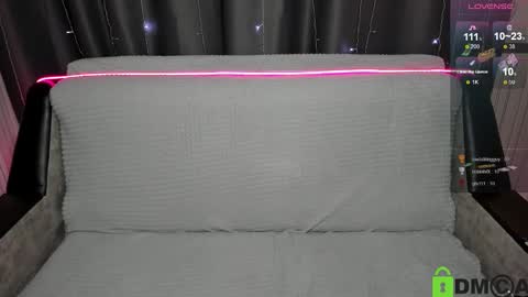 Snapshot of xangel_bunny_x chatting on 17, 1, 2025 Lola online show from 17, 1, 2025