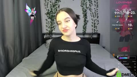 Snapshot of xangel_bunny_x chatting on 29, 11, 2025 Lola online show from 29, 11, 2025