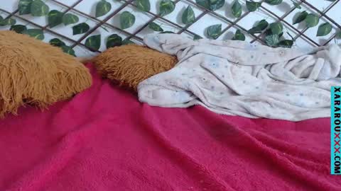       S A R A      100K followers online show from 11, 3, 2025