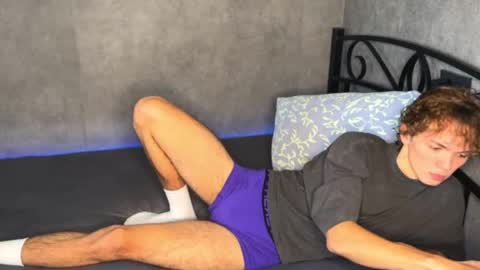 Snapshot of xavier_200 chatting on 17, 11, 2025 Xavier PVT open online show from 17, 11, 2025