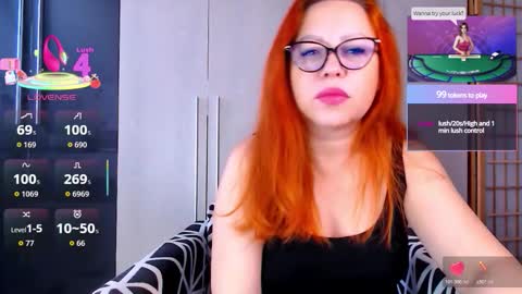 Snapshot of xcleo chatting on 26, 11, 2025 Cleo online show from 26, 11, 2025