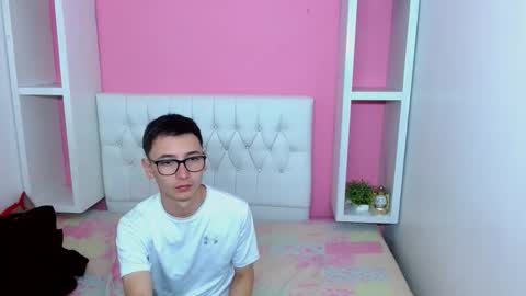 xcoupleplayxx online show from 26, 4, 2026