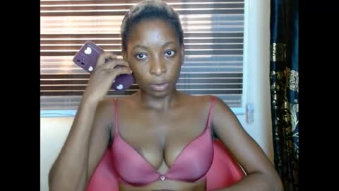 Snapshot of xcreamypussy chatting on 29, 12, 2024 xcreamypussy online show from 29, 12, 2024