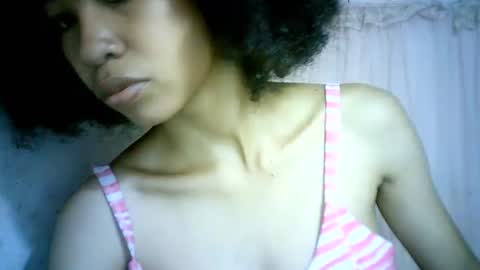 Snapshot of xenna610827 chatting on 8, 2, 2025 xenna610827 online show from 8, 2, 2025