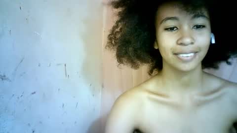 Snapshot of xenna610827 chatting on 17, 2, 2025 xenna610827 online show from 17, 2, 2025