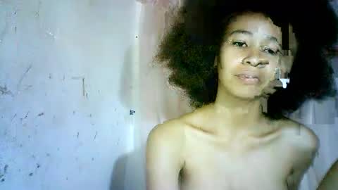 Snapshot of xenna610827 chatting on 19, 2, 2025 xenna610827 online show from 19, 2, 2025