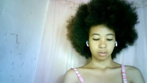 Snapshot of xenna610827 chatting on 22, 2, 2025 xenna610827 online show from 22, 2, 2025