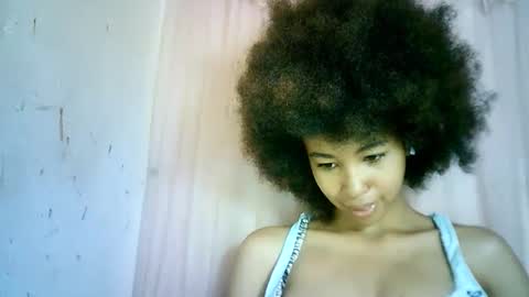 Snapshot of xenna610827 chatting on 27, 2, 2025 xenna610827 online show from 27, 2, 2025