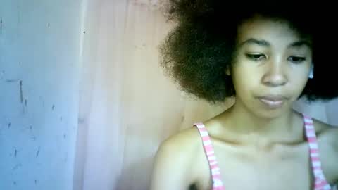 Snapshot of xenna610827 chatting on 6, 3, 2025 xenna610827 online show from 6, 3, 2025