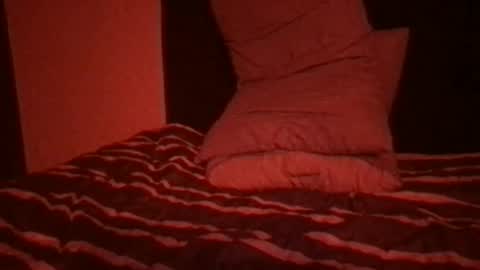 Snapshot of xesbeth0 chatting on 18, 11, 2025 xesbeth0 online show from 18, 11, 2025