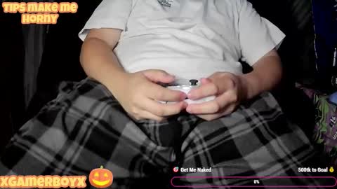 Snapshot of xgamerboyx chatting on 11, 10, 2025 xgamerboyx online show from 11, 10, 2025