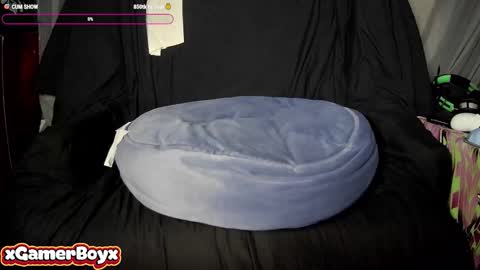 Snapshot of xgamerboyx chatting on 17, 10, 2025 xgamerboyx online show from 17, 10, 2025