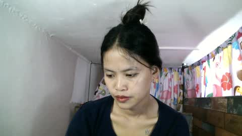 xgurlxlaloox online show from 4, 4, 2026