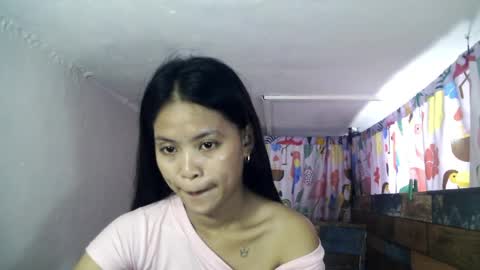 xgurlxlaloox online show from 5, 4, 2026