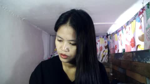 xgurlxlaloox online show from 7, 4, 2026