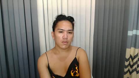 GWEN THOMPSON .......   online show from 8, 2, 2025