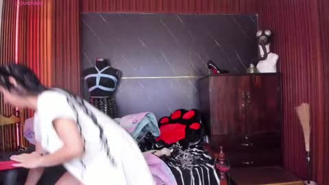 XiaQueen   I M online show from 17, 4, 2026