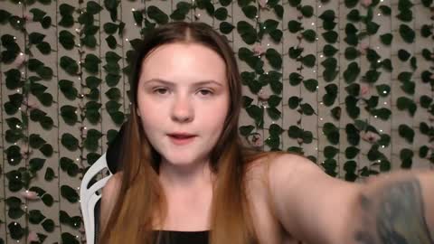 Snapshot of xilana chatting on 13, 12, 2024 Lina online show from 13, 12, 2024