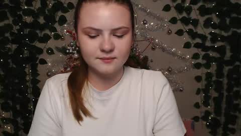 Snapshot of xilana chatting on 19, 12, 2024 Lina online show from 19, 12, 2024
