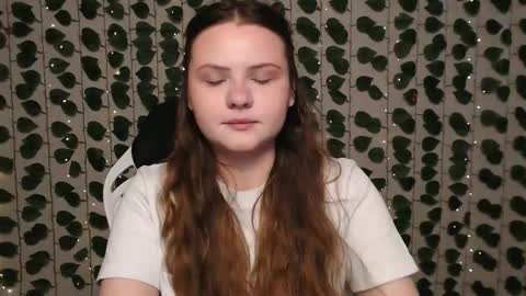 Snapshot of xilana chatting on 6, 1, 2025 Lina online show from 6, 1, 2025