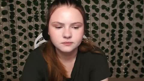 Snapshot of xilana chatting on 11, 2, 2025 Lina online show from 11, 2, 2025