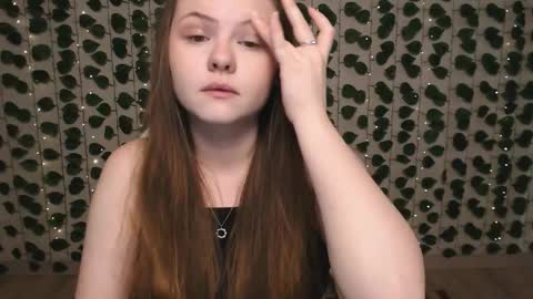 Snapshot of xilana chatting on 2, 3, 2025 Lina online show from 2, 3, 2025