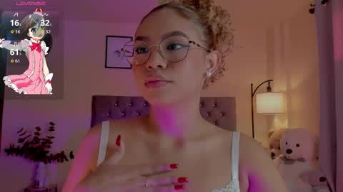 Snapshot of ximena_sotto1 chatting on 17, 1, 2026 camila online show from 17, 1, 2026