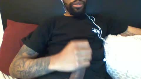 OmgItsSoFuckingBig online show from 6, 3, 2025