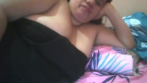 xjuicytits online show from 19, 1, 2026