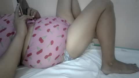 xjuicytits online show from 14, 7, 2026