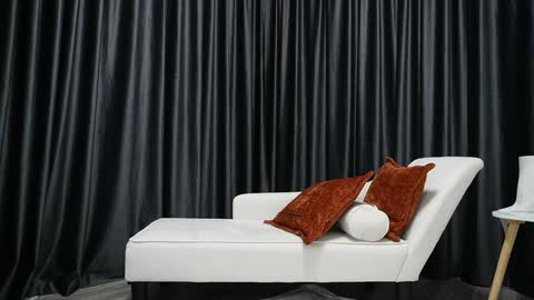 Julia online show from 7, 10, 2025