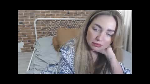 Kristina online show from 17, 2, 2025