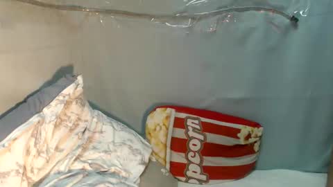 Maxie online show from 22, 12, 2025