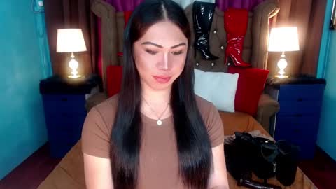 Hailey online show from 2, 2, 2025