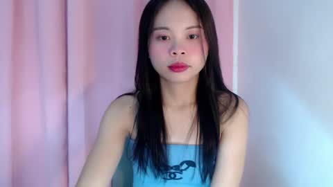 Snapshot of xo_worth_it chatting on 12, 6, 2026 nathalie online show from 12, 6, 2026