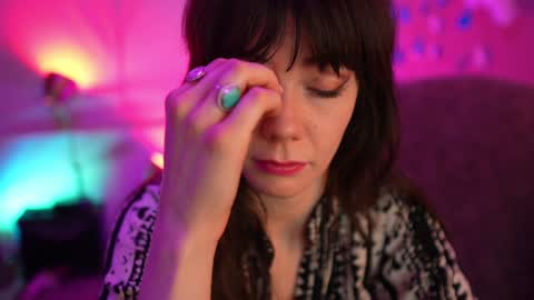 Bella Bondai online show from 15, 12, 2024