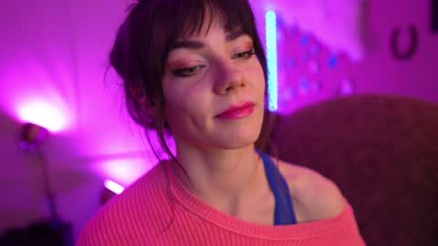 Bella Bondai online show from 17, 12, 2024