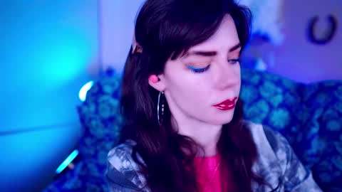 Bella Bondai online show from 14, 11, 2025