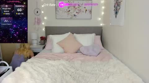 Luna Rae 3 online show from 2, 2, 2025