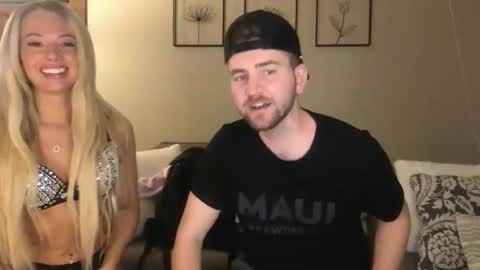 Snapshot of xoprincesspeachxo chatting on 14, 12, 2025 xoprincesspeachxo online show from 14, 12, 2025